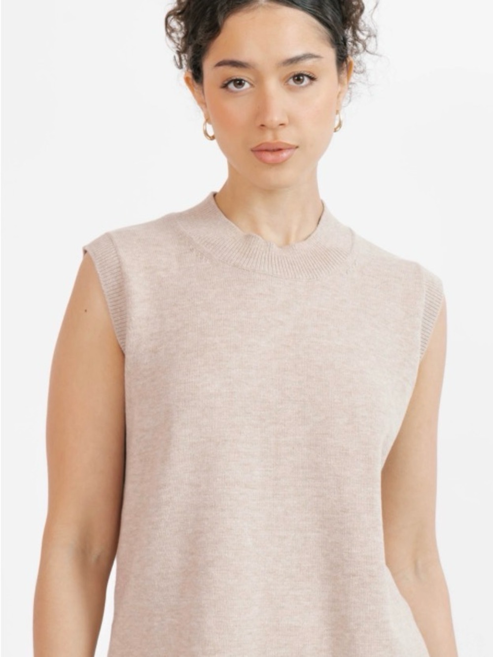 knit sleeveless tunic in oatmeal